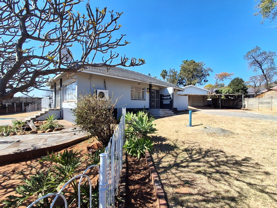 4 Bedroom Property for Sale in Protea Park North West